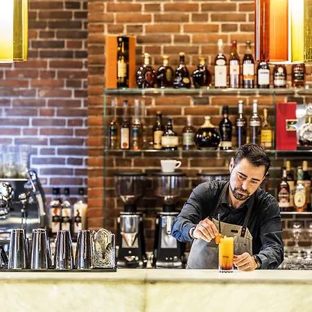 Отель Munkebjerg